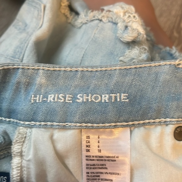 American Eagle Outfitters Light Blue Denim Shorts size 6 hi rise shortie - Picture 3 of 6